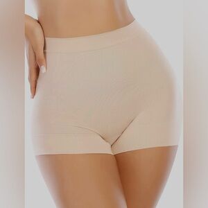 NWOT Werena Womens Slip Shorts for Under Dress Seamless Shapewear Boyshorts
